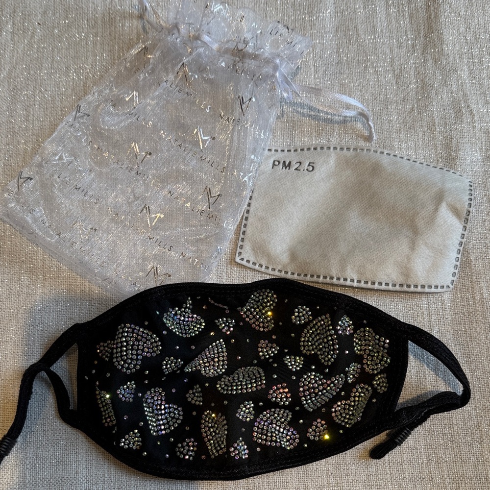 New Natalie Mills Rhinestone Hearts Face Mask